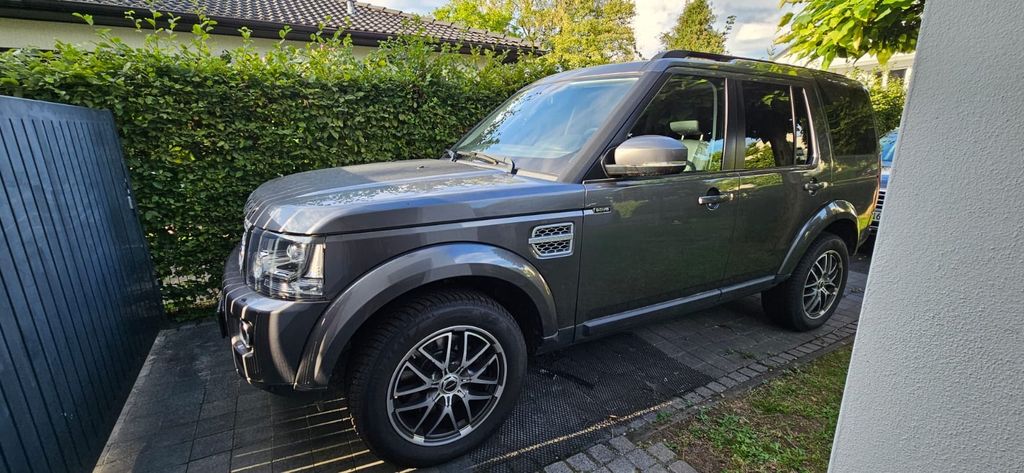Image of Land Rover Discovery