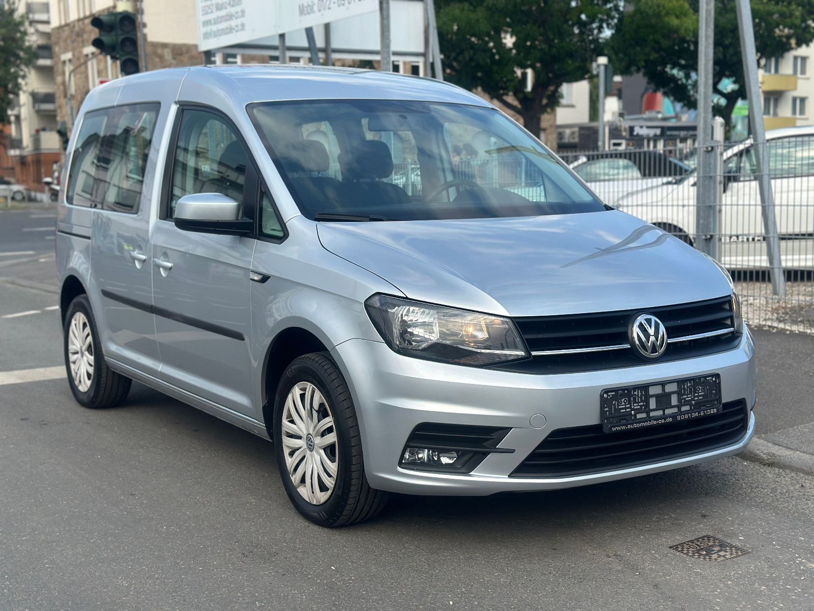 Fahrzeugabbildung Volkswagen CADDY TRENDLINE BMT*WENIG KM*