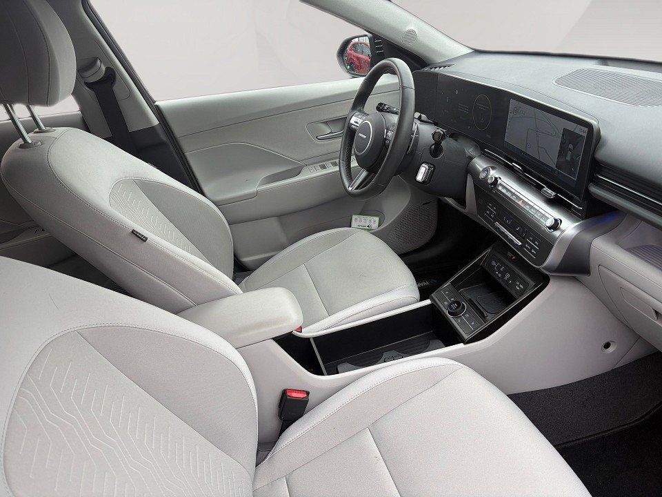Fahrzeugabbildung Hyundai KONA 1.0T 120PS DCT TREND Assi LED el. Heck BOSE