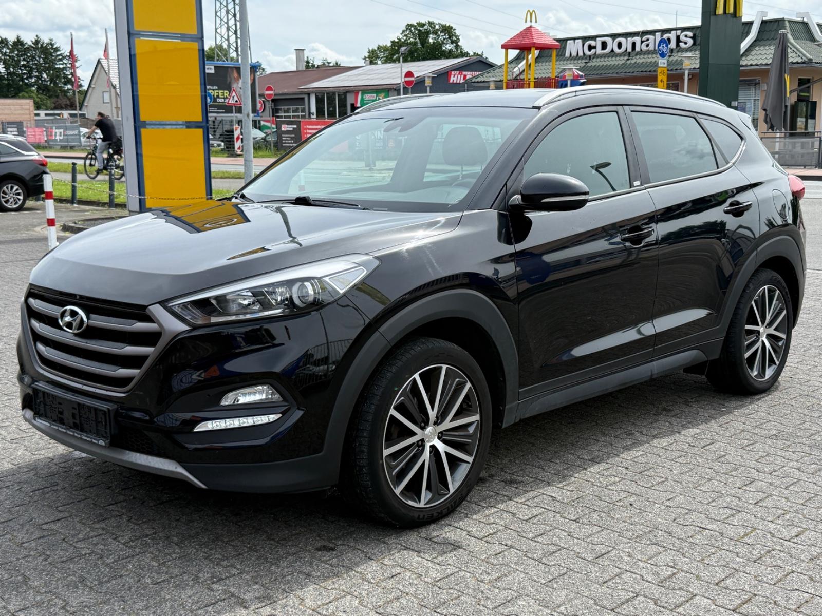 Hyundai Tucson blue Passion 2WD