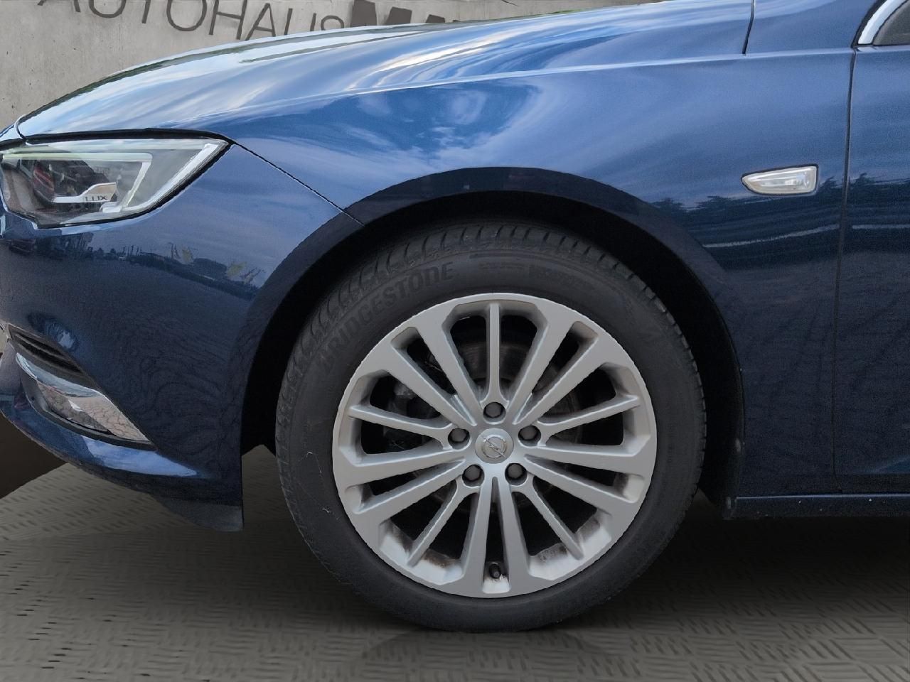 Fahrzeugabbildung Opel Insignia GS 1.5T Business Innovation