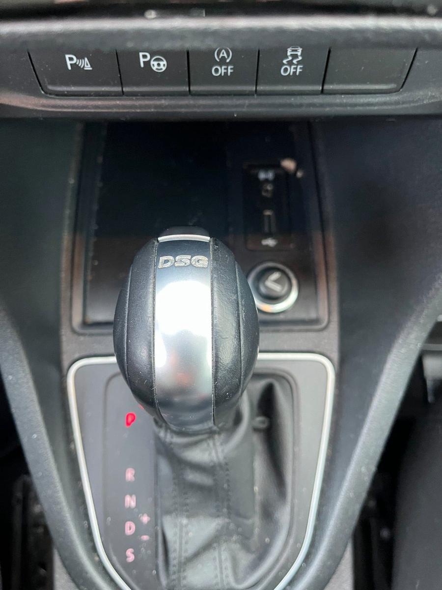Volkswagen Caddy Maxi DSG Highline Rollstuhlrampe KAM ACC