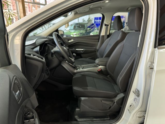Ford Kuga Cool & Connect