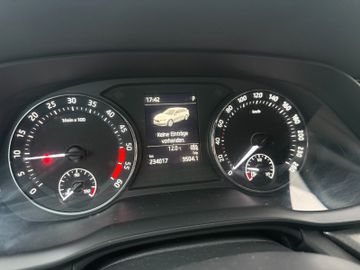 Skoda Octavia - 7