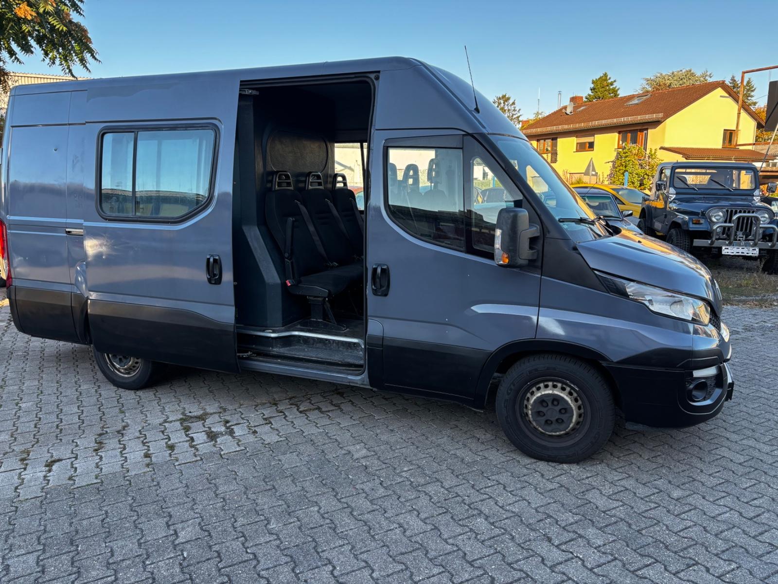 Iveco Daily Kasten HKa 35 S  6 Sitze,Klima,StHzg,