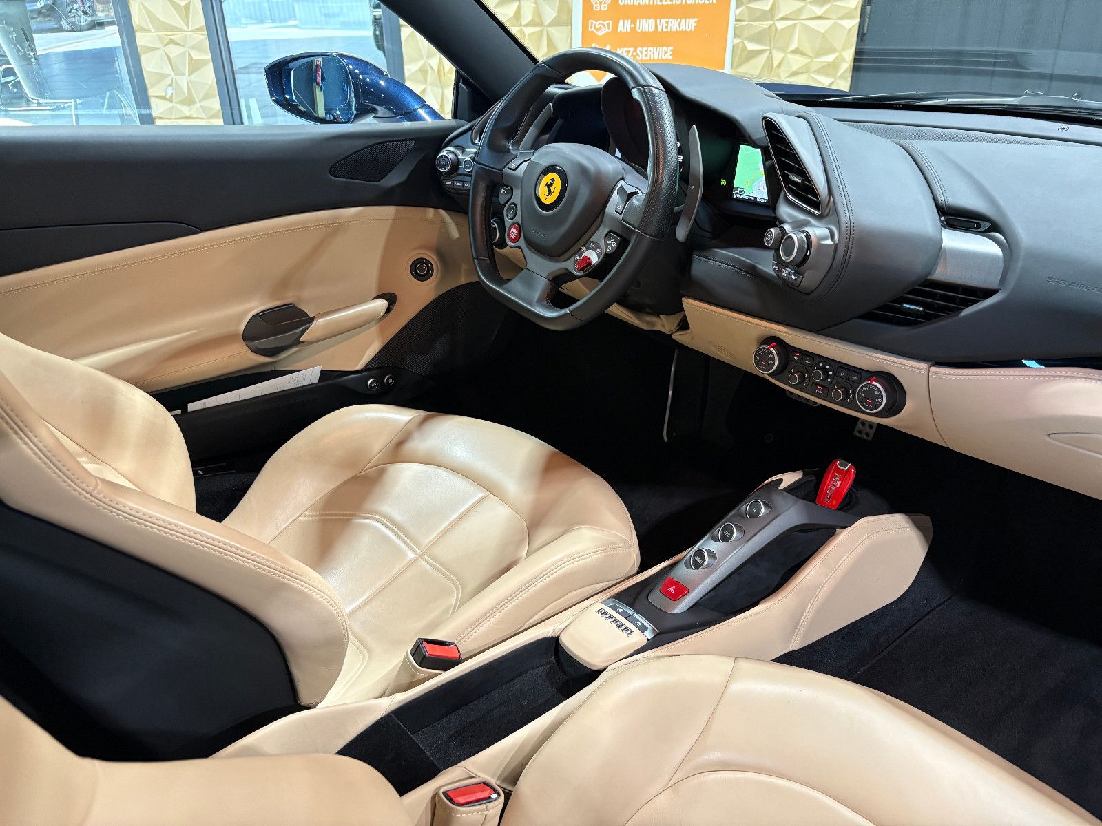 Fahrzeugabbildung Ferrari 488 GTB//LIft/1-HAND.BRD/FERRARI-POWER/GARANT