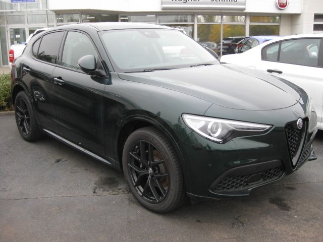 Fahrzeugabbildung Alfa Romeo Stelvio Veloce 2.2 16V AWD + Allrad + Panorama
