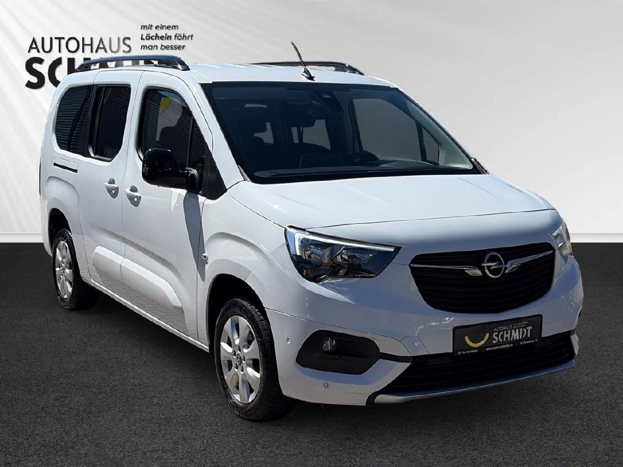 Fahrzeugabbildung Opel Combo Life XL 1,5 Ultimate 7-Sitzer