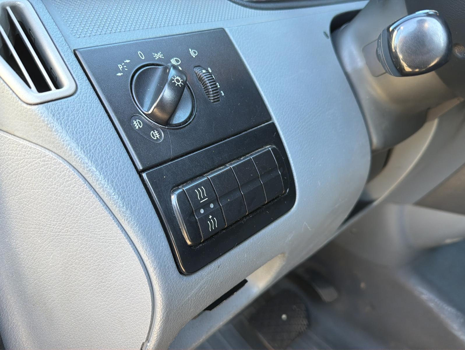 Mercedes-Benz Vito 2004 — photo 15
