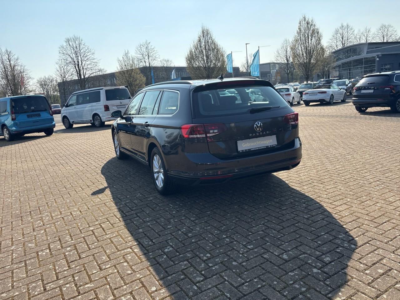 Volkswagen Passat Variant Business 2.0 TDI DSG+Navi+RFK+ACC