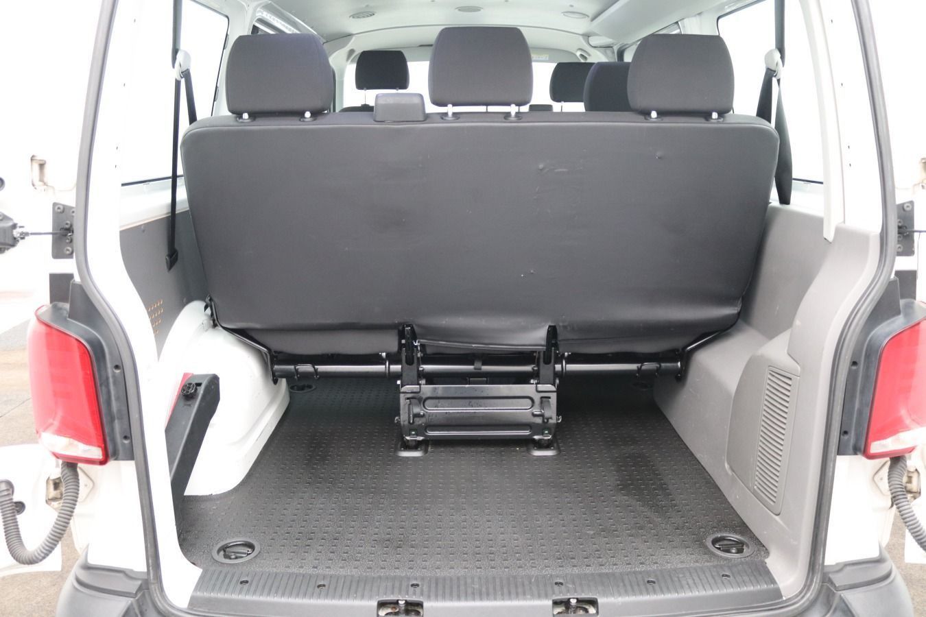 Volkswagen T6 Kombi - Bild 14