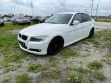 BMW 3 Lim. 318i facelift Navi/Regens/PDC/19 Zoll Fel - BMW 3er Reihe aus 2010: Facelift