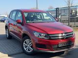 Volkswagen Tiguan 1.4 TSI Trend & Fun TÜV 12/27 Service Neu - Volkswagen Tiguan: Stoff