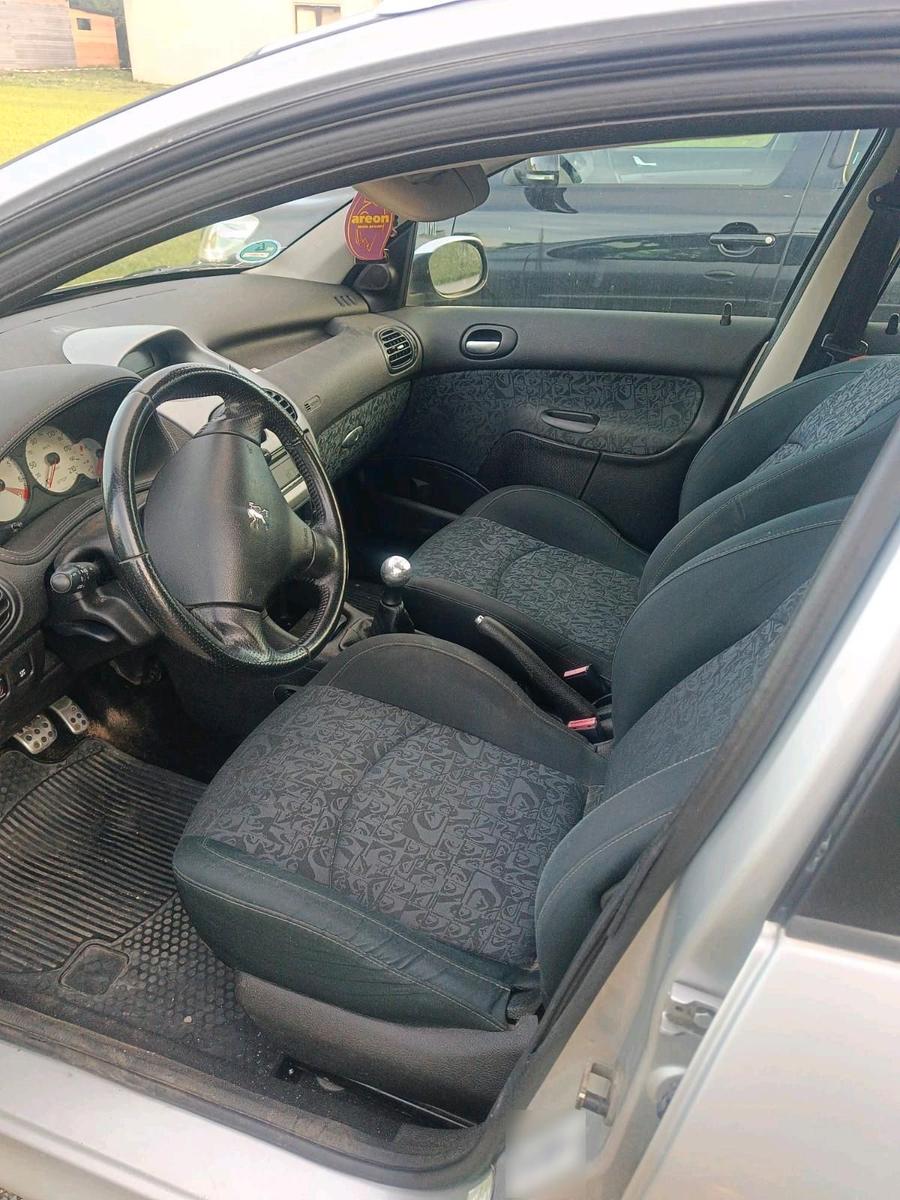 Peugeot  2005 — photo 5