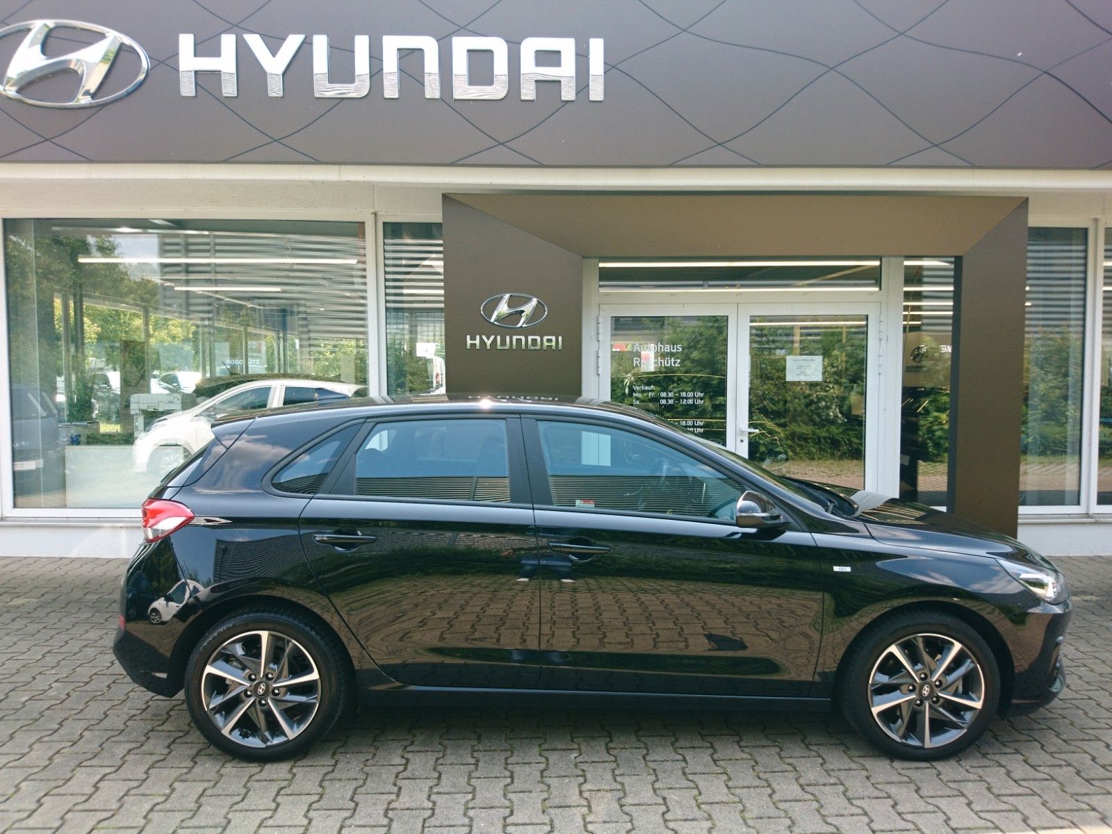 Fahrzeugabbildung Hyundai i30  1.0  T-GDI  48V-Hybrid iMT  Trend
