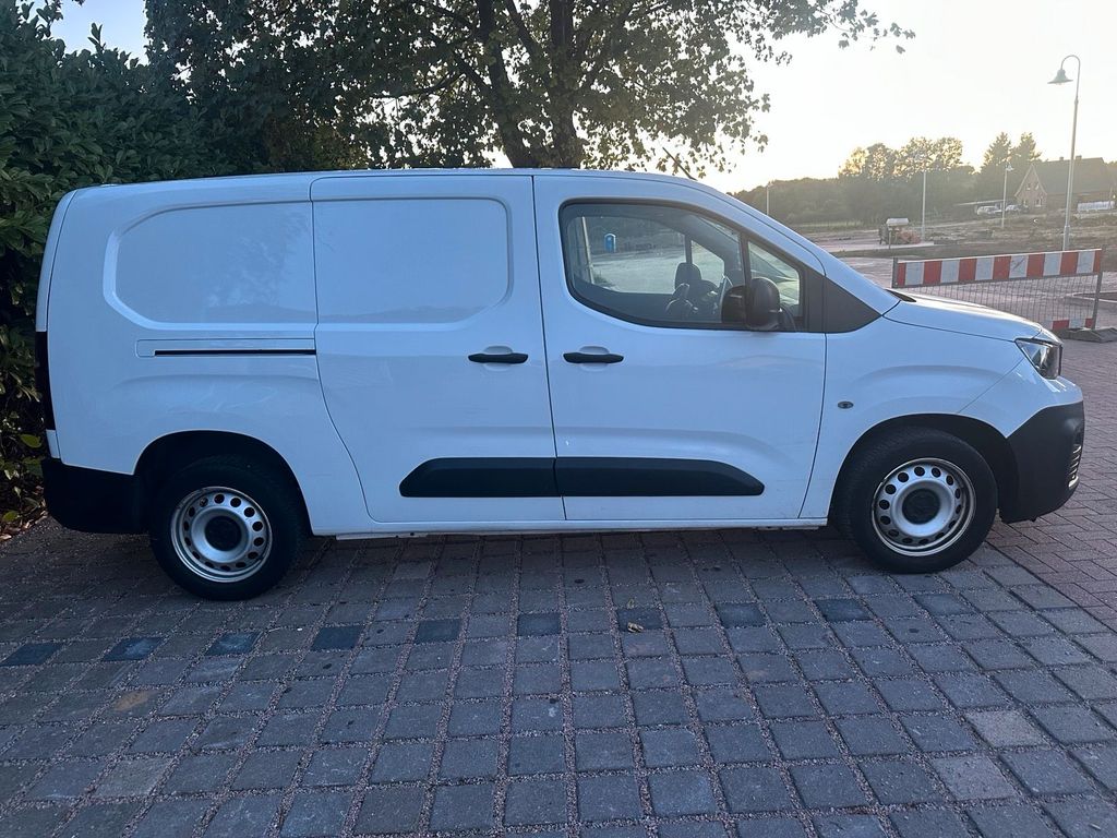 Image of Peugeot Partner