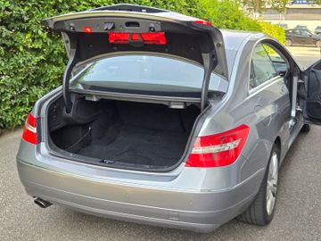 Mercedes E 250 - 12