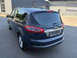 Ford S-Max S-MAX Titanium - Ford S-Max: Titanium
