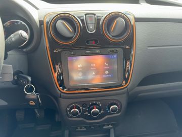 Dacia Dokker Stepway Celebration TCe 115 PS Tempomat, 