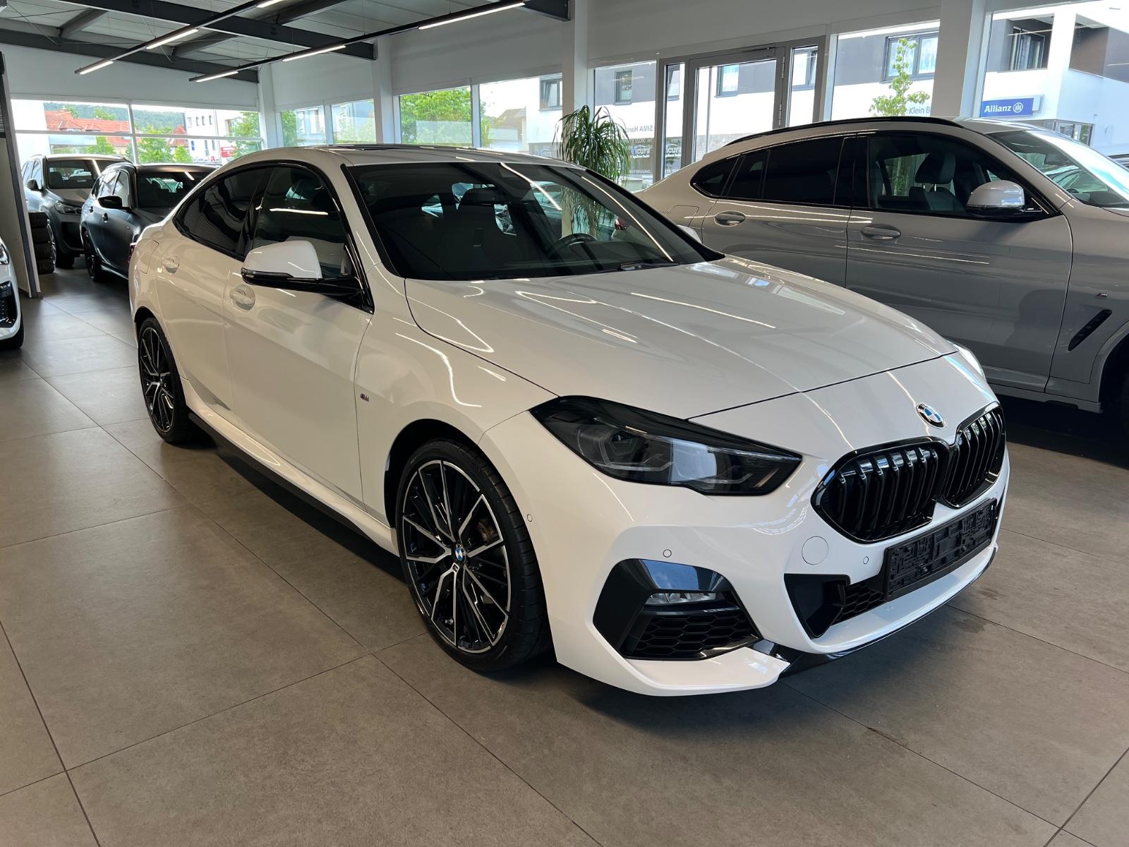 BMW 218 Gran Coupé M-Sport / Pano / M-Sitze / H&K