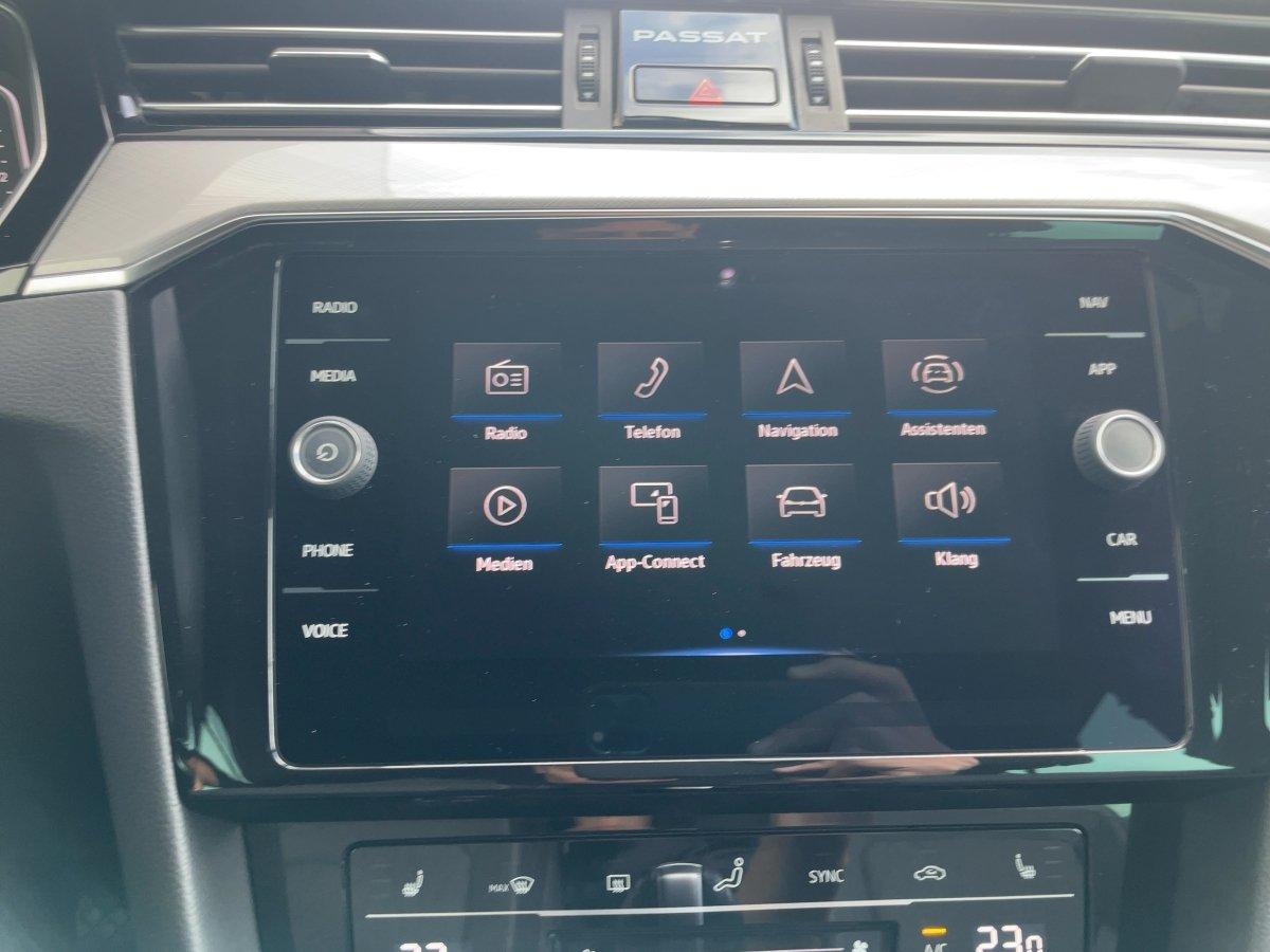 Volkswagen Passat Variant Business 2.0 TDI AHK+ACC+LED+NAVI