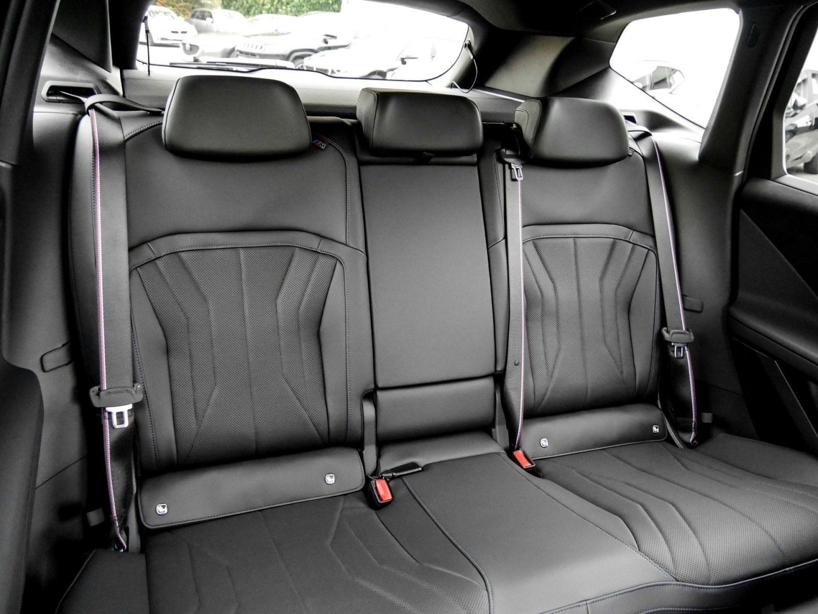 BMW iX3 - Bild 4