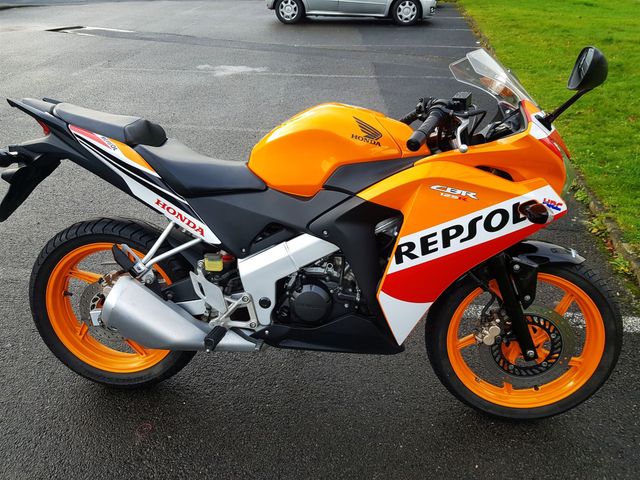 Honda CB125R Repsol