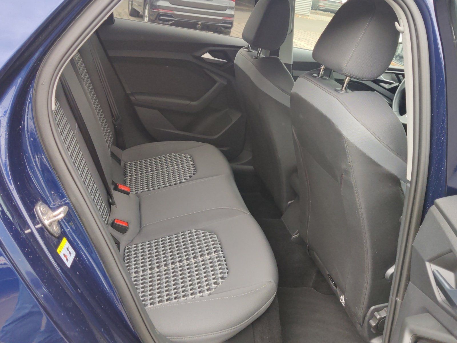 Fahrzeugabbildung Audi A1 allstreet 30 TFSI PDC,SHZ,ACC,Klimaaut.,LM