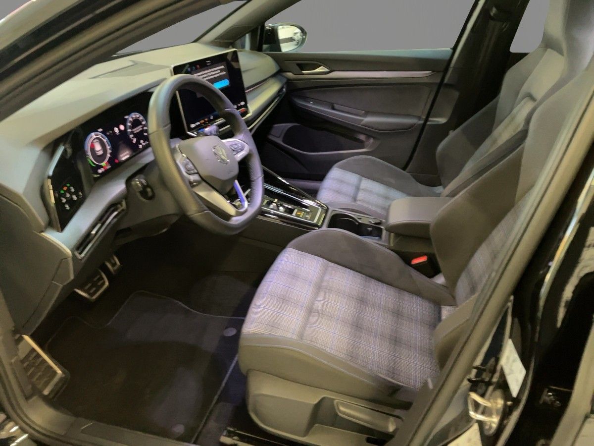 Volkswagen Golf - Bild 9