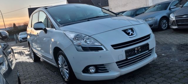 Peugeot 5008 Allure 2,0 HDI