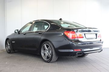 BMW 740d xDrive  HEAD UP+ACC+GSD