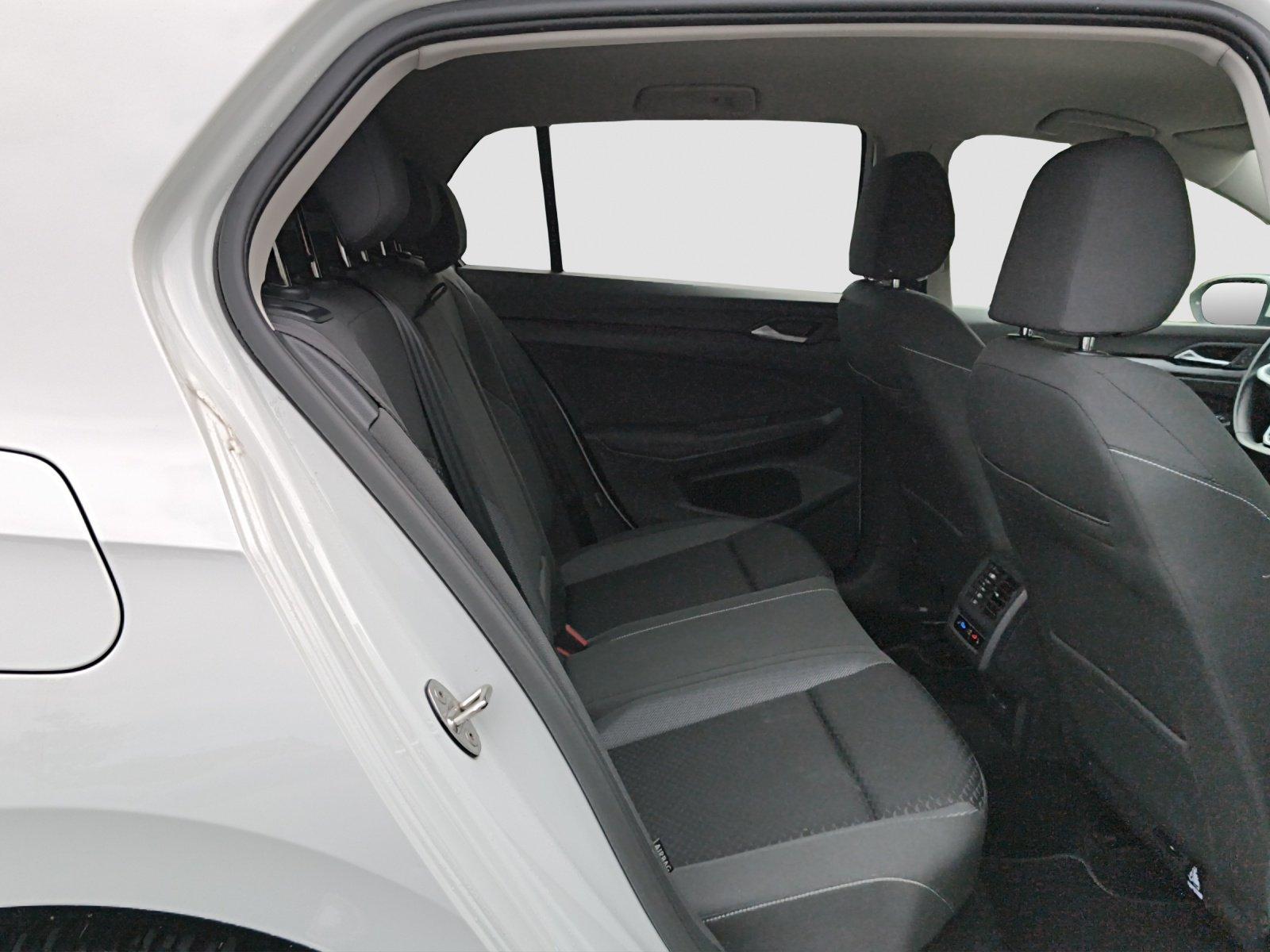 Volkswagen Golf VIII Lim. 1.5 TSI Active HEAD UP STHZG VOLL, миниатюра 21