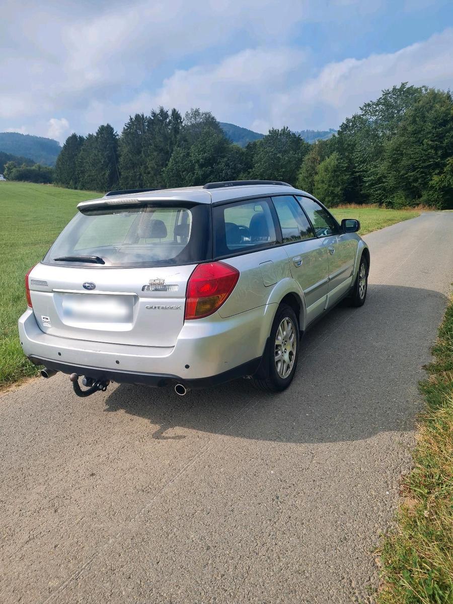 Subaru Outback 2005 — photo 5