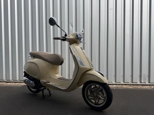 Vespa Primavera 50 Sport RST E5+ FL 2026 gelb