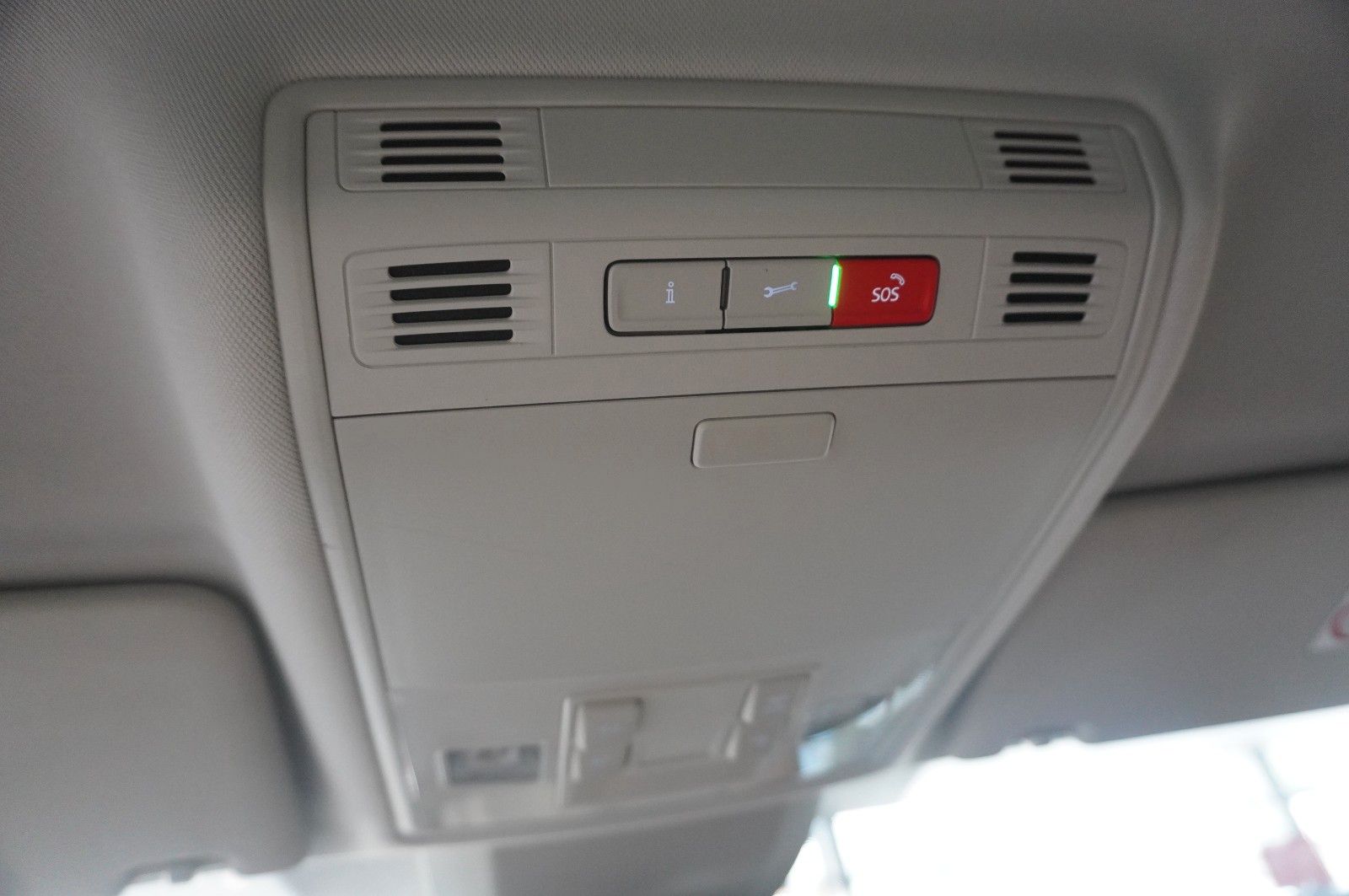 Fahrzeugabbildung SKODA Kodiaq 2.0 TSI STYLE 4X4 7-SITZ NAVI/KAMERA/AHK