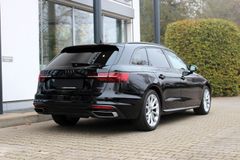 AUDI A4 Avant 40TDI quattro/ MATRIX/BUSINESS/AMBIENTE AUDI A4 Avant 40TDI quattro/ MATRIX/BUSINESS/AMBIENTE