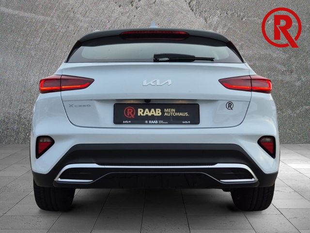 XCeed Vision 1.0 T-GDI Fernlichtass. Navi Rückfa