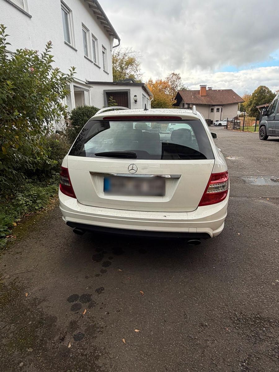 Mercedes-Benz C320 2008 — photo 5