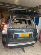 Toyota Landcruiser - Toyota Land Cruiser aus 2012 mit Diesel-Antrieb