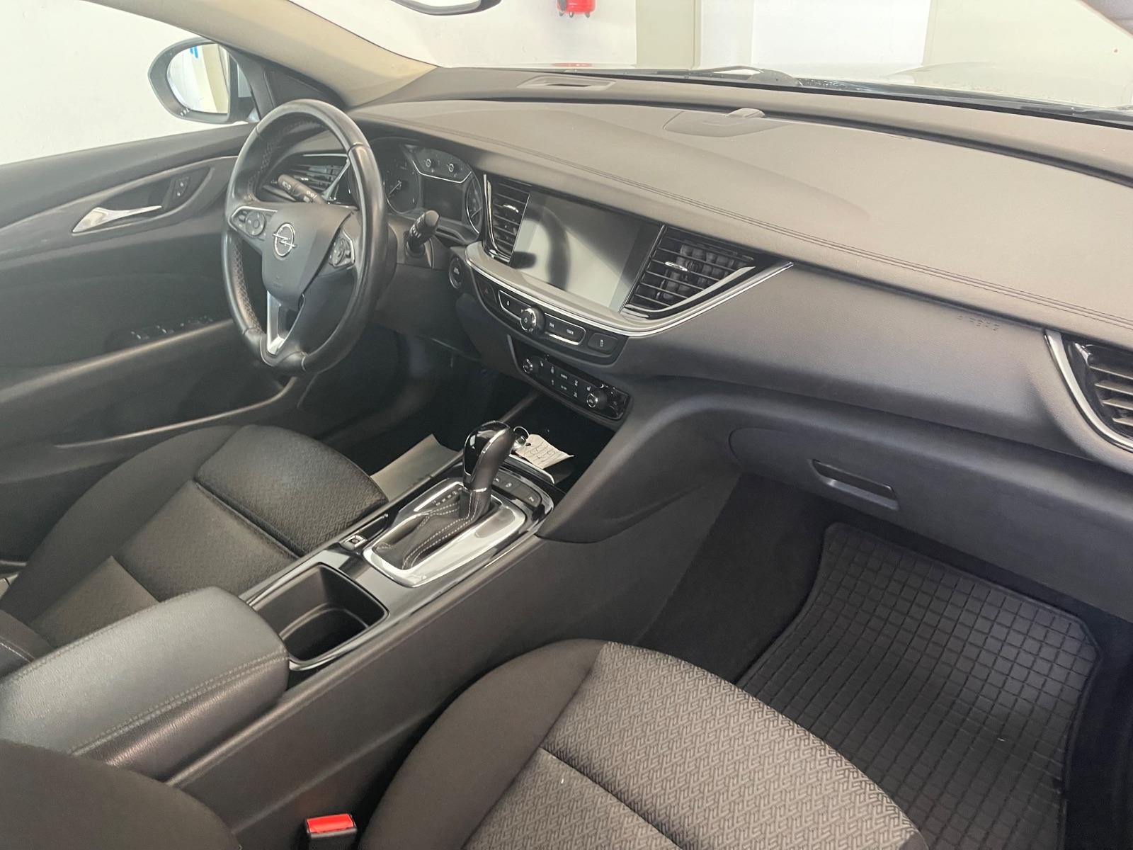 Opel Insignia B Sports Tourer 2.0 CDTI *LED*NAVI*AHK