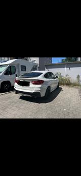 BMW X4 M - BMW X4 M mit Schiebedach