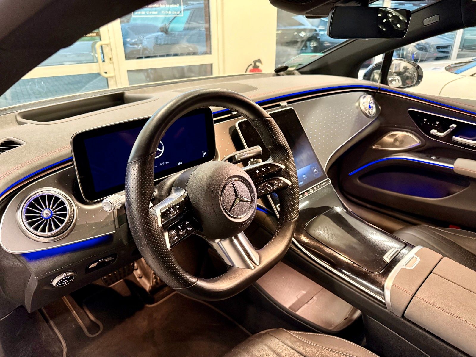 Fahrzeugabbildung Mercedes-Benz EQS 450+ AMG/Pano/HuD/Distronic/Burmester/ACC