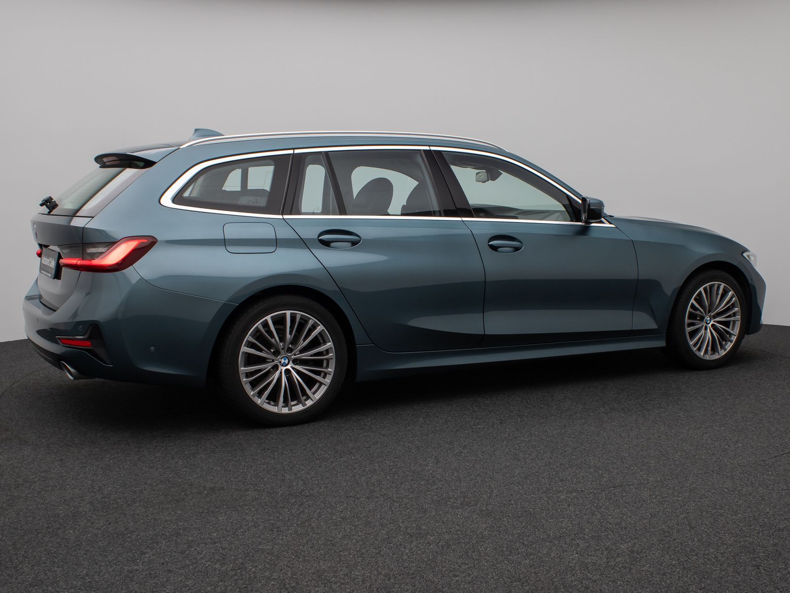 Fahrzeugabbildung BMW 320d Sport Line Kamera Laser HUD DAB HiFi Komfor