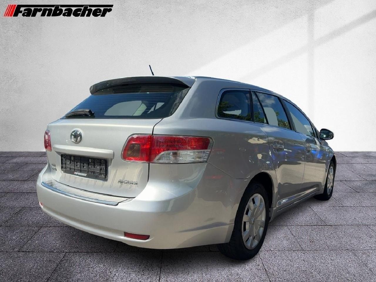 Fahrzeugabbildung Toyota Avensis 1,8 Kombi Multidrive S Sol*