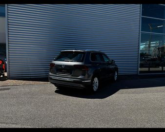 Volkswagen Tiguan - 3