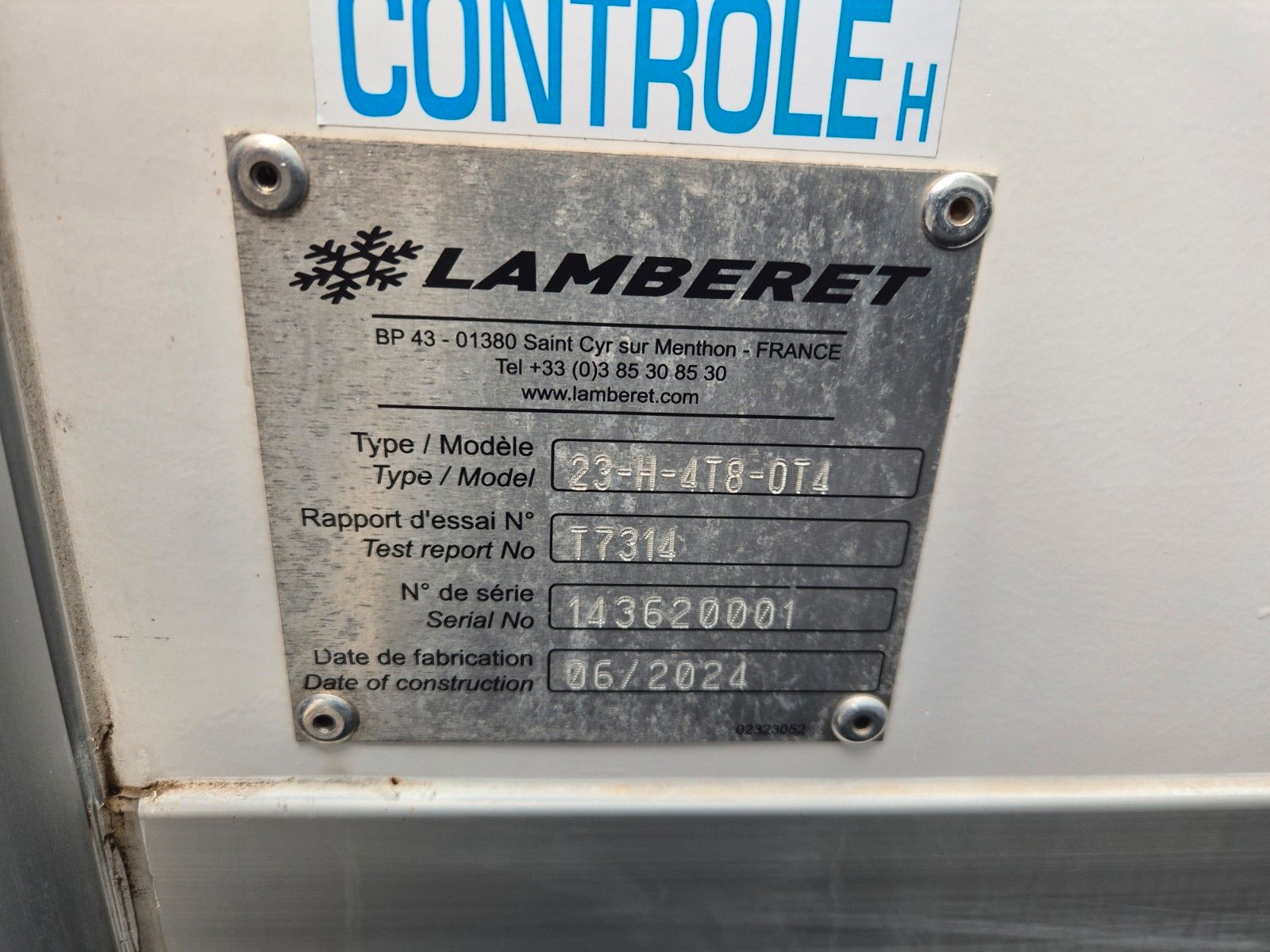 Fahrzeugabbildung Iveco AD190S40/FP Lamberet Mitsubishi LBW Tür AHK