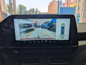 Ford Tourneo Custom Tit. 2.0 L2 NEUES MODELL