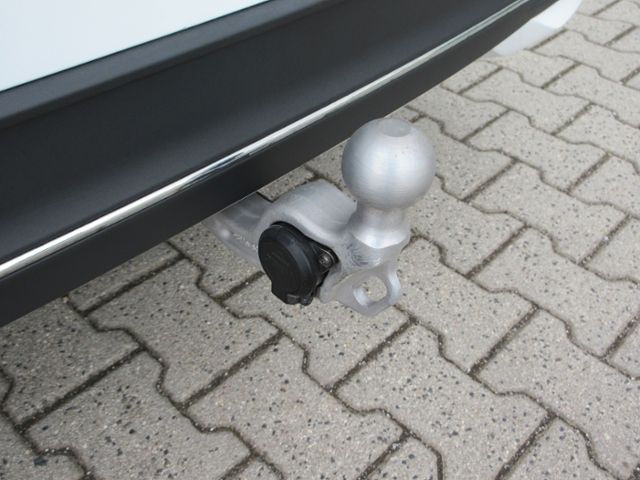 Passat Variant 1.5 eTSI DSG IQ.DRIVE/AHK/LED/NAV