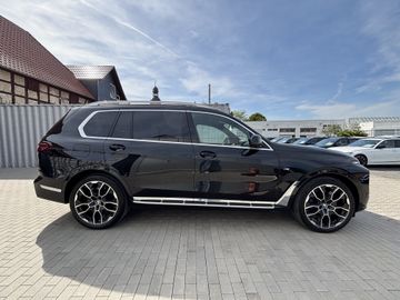 BMW X7 - 9