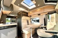 Malibu Van first class - two rooms GT skyview 640 LE-RB (6/14)